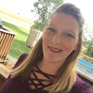 Meet your Posher, Lori